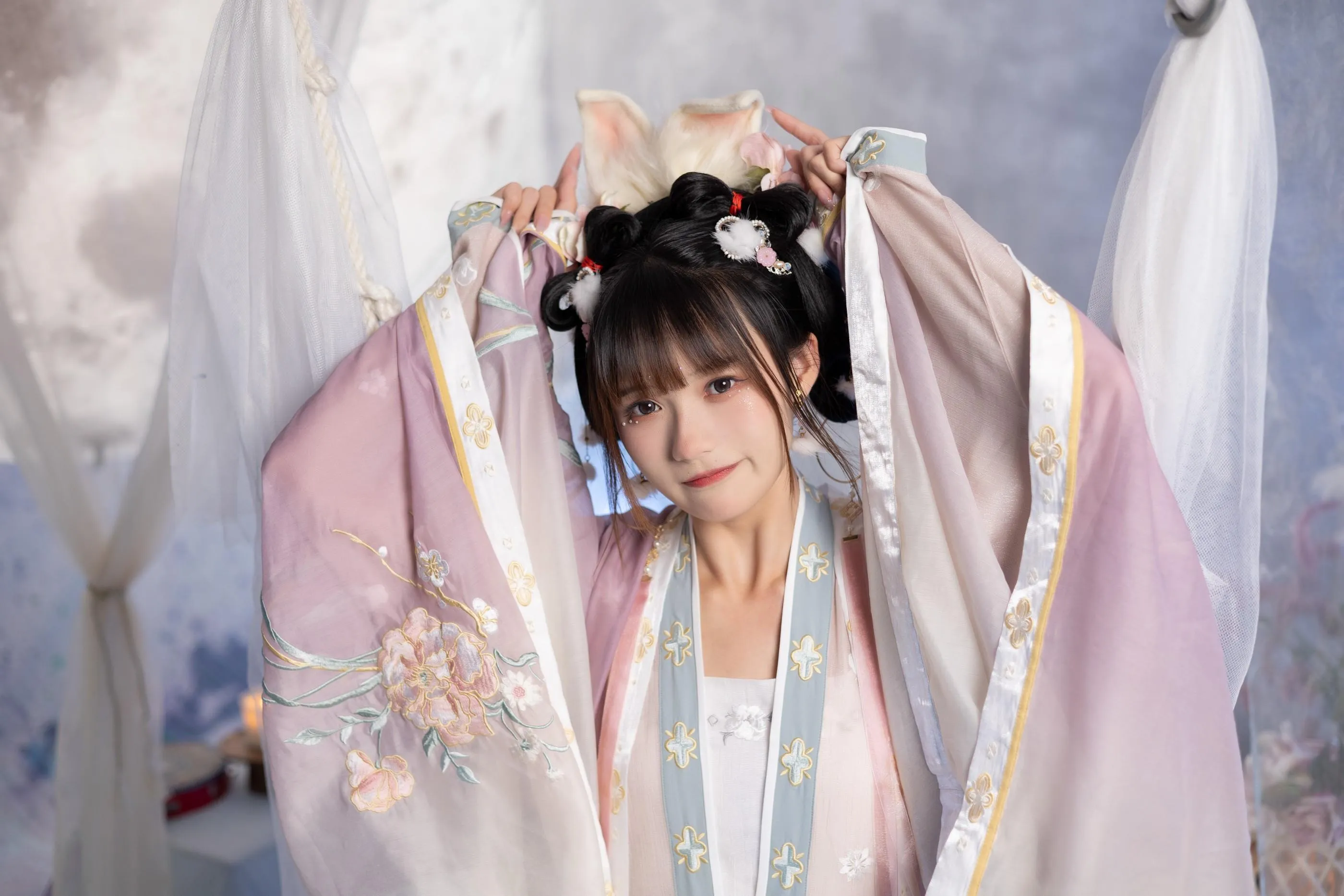 [艺图语] 2022.06.15 玉兔与嫦娥 贰加六 [42P]插图2